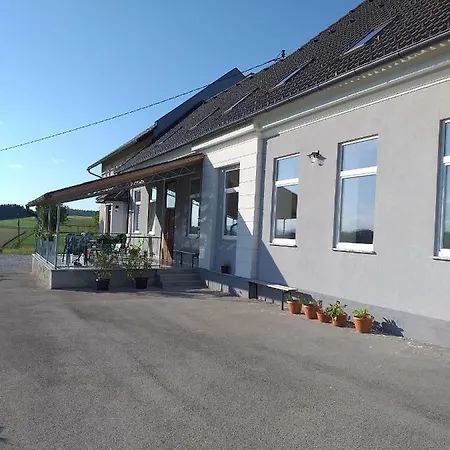 Lägenhet Apartma Sveti Duh *