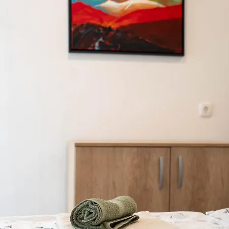 Apartma Sveti Duh דירה *
