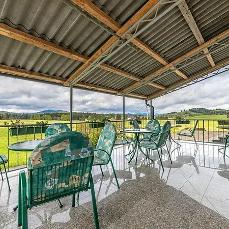 Apartma Sveti Duh Apartamento Nova Vas (Bloke)