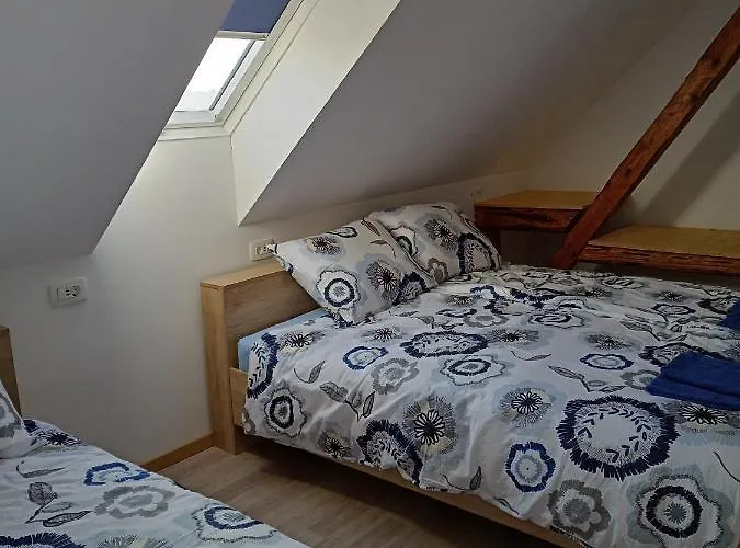 アパート Apartma Sveti Duh